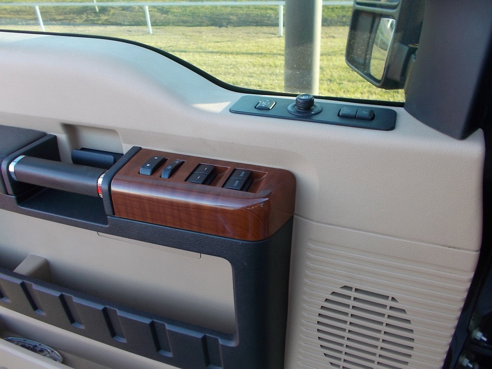 2016 Ford Super Duty F-250 SRW Lariat