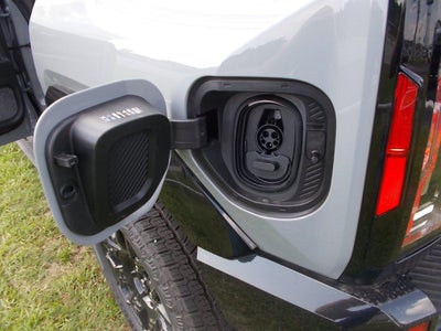 2025 GMC HUMMER EV SUV 2X