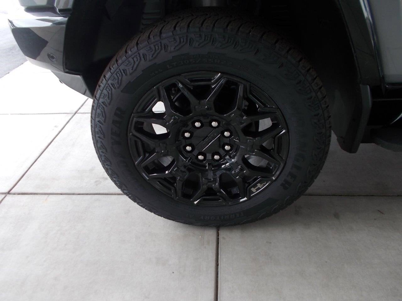 2025 GMC HUMMER EV SUV 2X