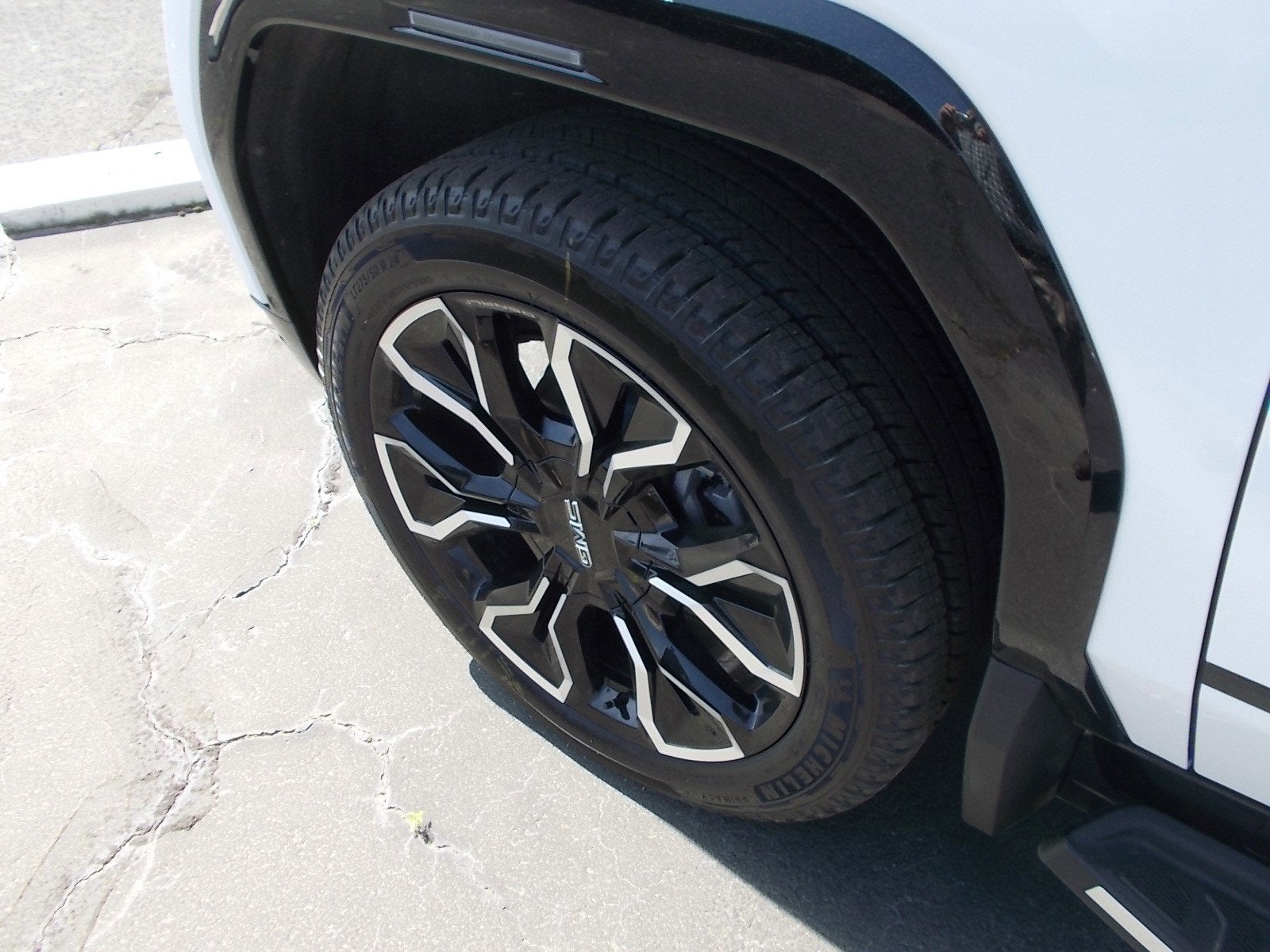 2025 GMC Sierra EV Extended Range Denali