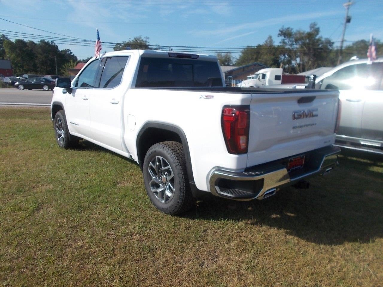 2026 GMC Sierra 1500 SLE