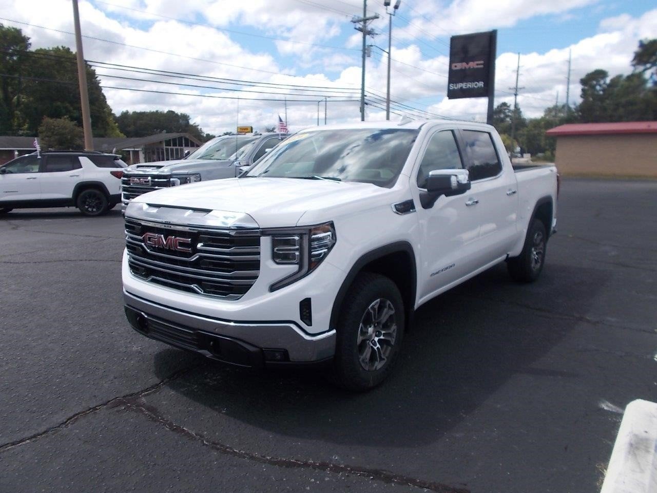 2026 GMC Sierra 1500 SLT