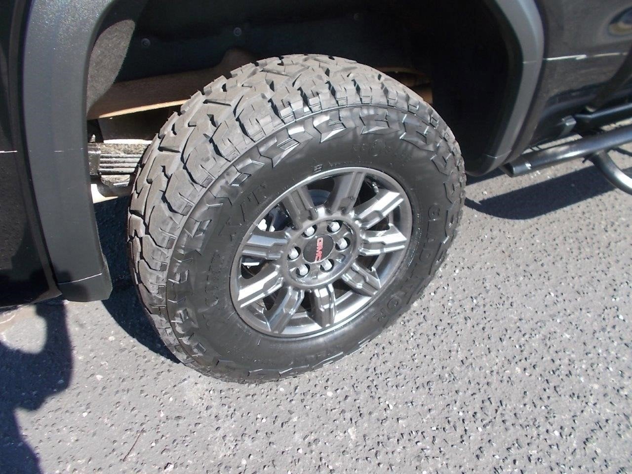 2024 GMC Sierra 1500 AT4X