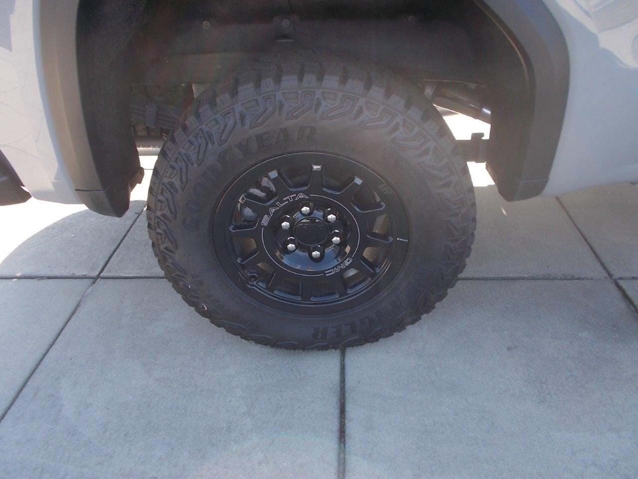 2024 GMC Sierra 1500 AT4X